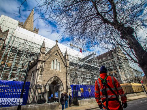 Partnership approach sees Ainscaff, Layher Allround scaffolding & temporary roof systems and Clancy bring important benefits to cathedral roof repairs